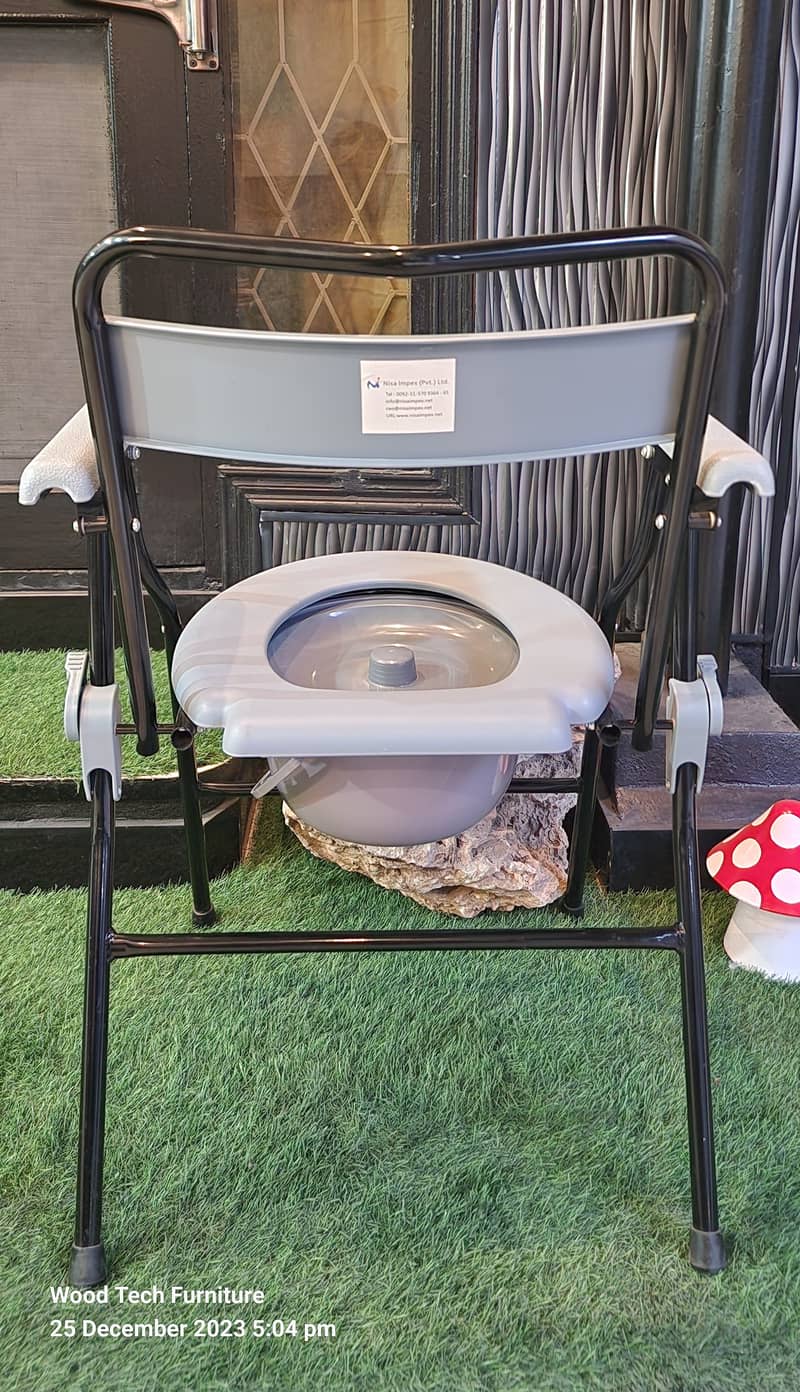 Chair for Potty or Urine 2