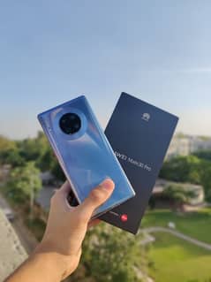 mate 30 pro with box 10/10 pta approved