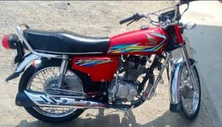 Honda motorcycle 125CG 2018 model cont03act WhatsApp 03408416481