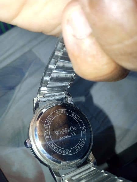 BRANDED WATCH 2