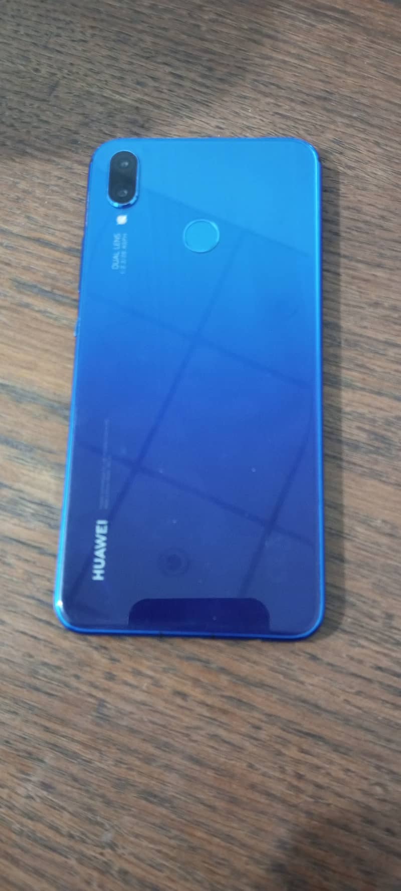 Huawei nova 3i 4