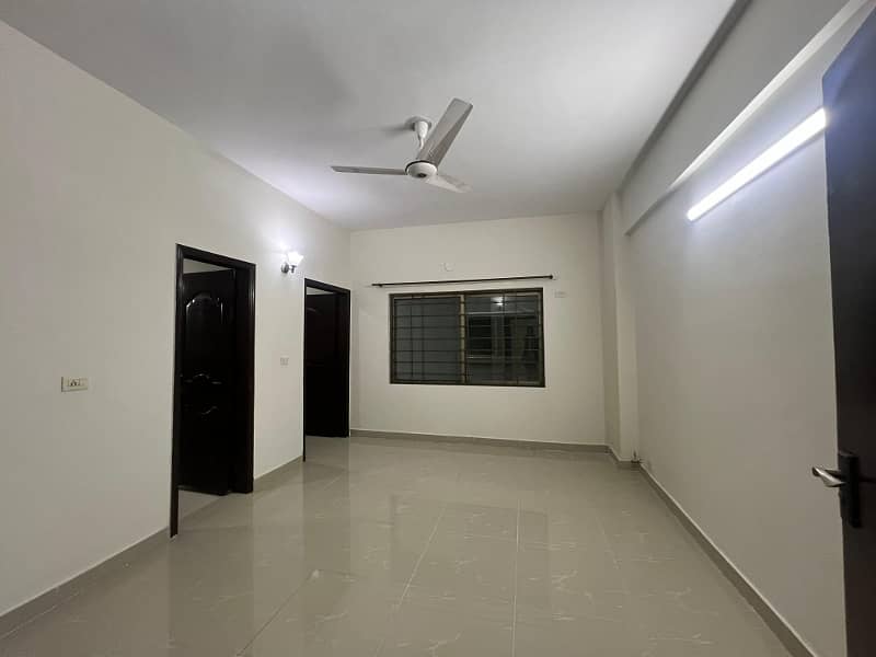 Open View 10-Marla 03-Bedroom House is Available For Rent In Sector-E Askari-10 Lahore Cantt 1