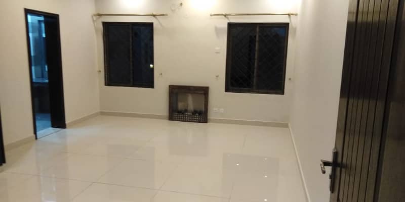 Awesome Kanal House For Rent in DHA Phase 4 GG Block 5
