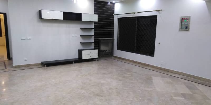 Awesome Kanal House For Rent in DHA Phase 4 GG Block 13