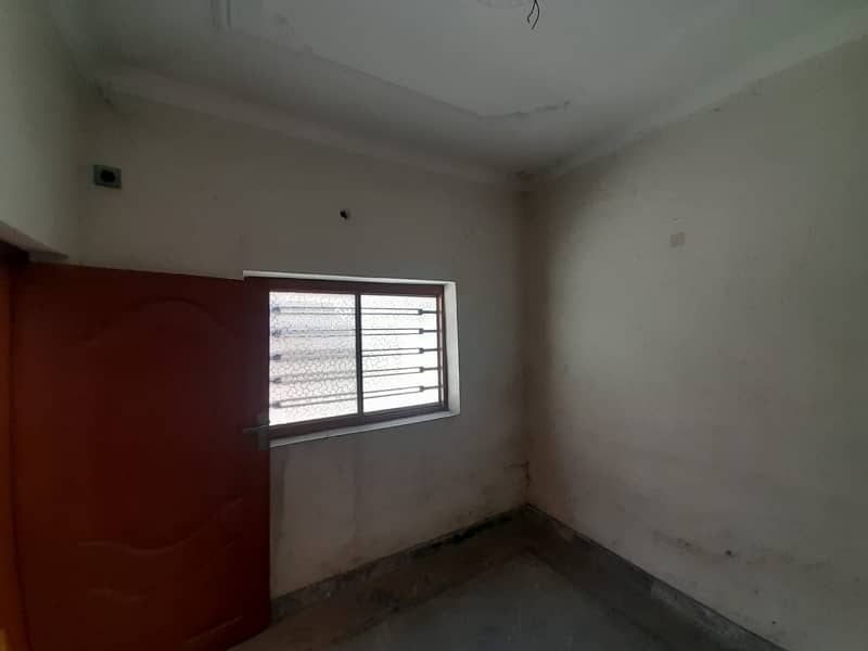 Single Storey House Available For Sale In Liaqat Coloney 3