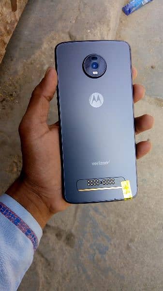 Motorola Z4 1