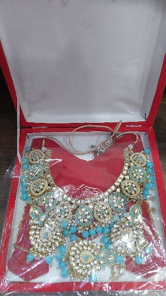 jewellery laat for sale 0