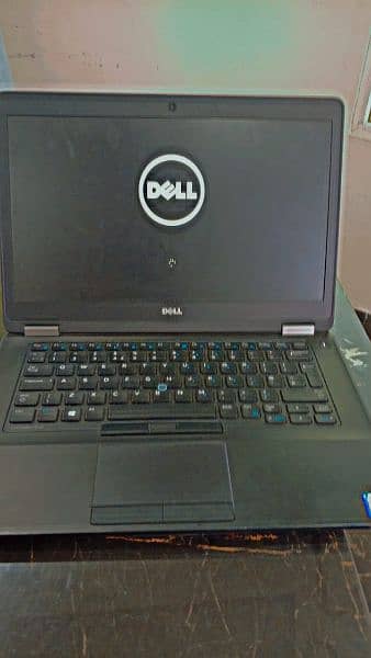 Dell laptop for sale 10/10 condition 1