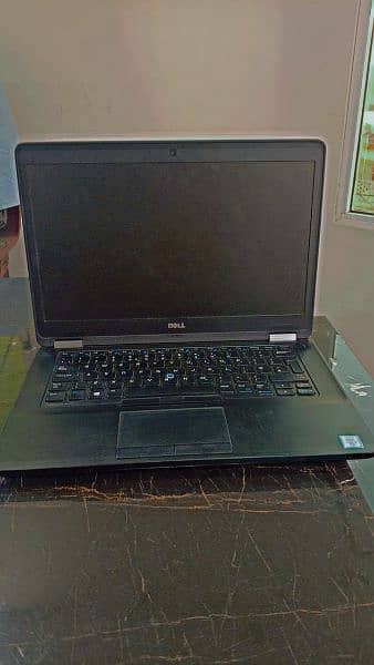 Dell laptop for sale 10/10 condition 6