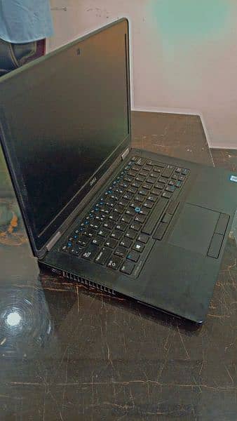 Dell laptop for sale 10/10 condition 7