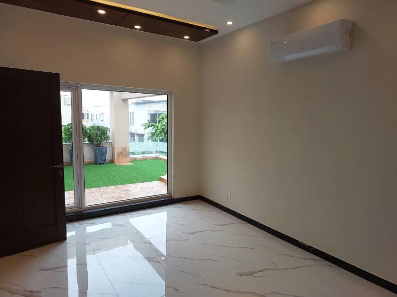 1 Kanal New Magnificent House Available For Sale in DHA Phase 4 2