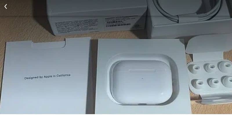 apple airpods pro 2nd gen old 11month ago and white airpods pro metal 1