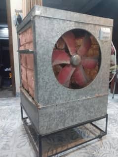 Air cooler with free stand