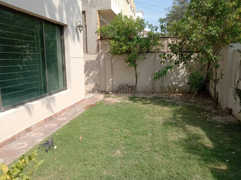 1Kanal Super Marvel's Bungalow For Sale in DHA Phase 3 1