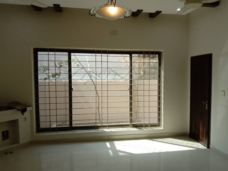 1Kanal Super Marvel's Bungalow For Sale in DHA Phase 3 6