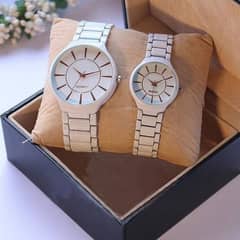 Quartz couple watch white colour very luxury and beautiful