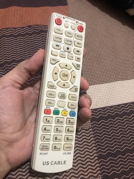 TV White Cable Box with remote and everything 4