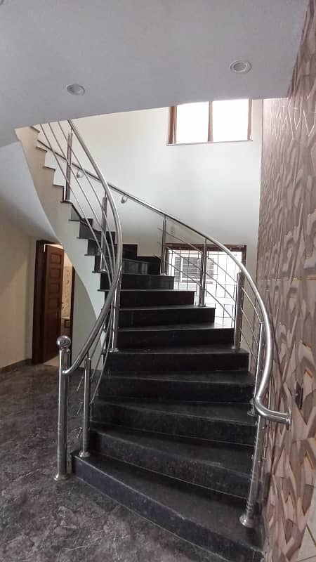 1 Kanal House For Sale In Bahria Town Lahore 10