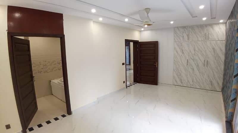 1 Kanal House For Sale In Bahria Town Lahore 14