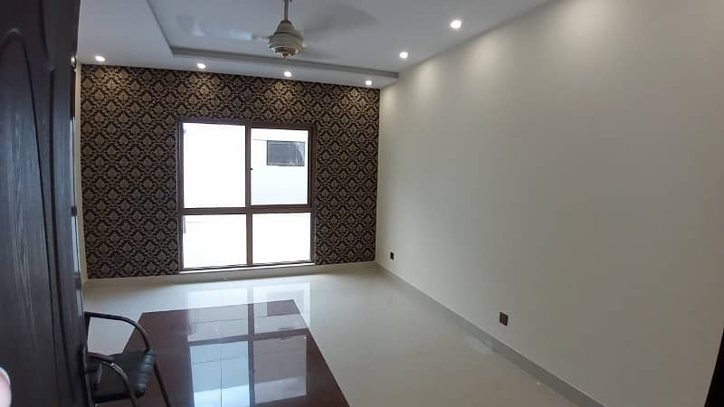1 Kanal House For Sale In Bahria Town Lahore 19