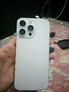 iphone 14 pro max back glass crack