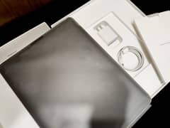Apple iPad pro M1 12 9-inch 2021 model