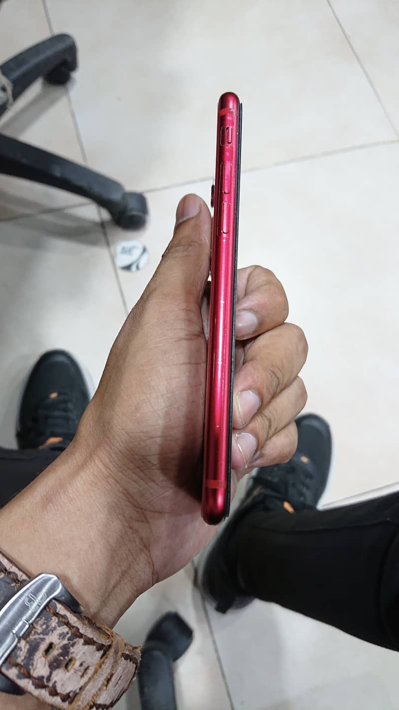Iphone SE 2020 2nd Gen 5