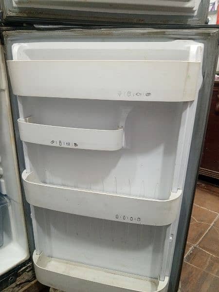 orient fridge 3