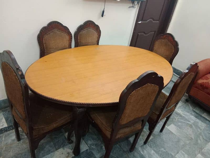 6 Seater Wooden Dinning Table 1