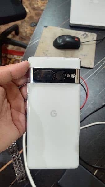 Google Pixel 7 pro 10/10 condition 4