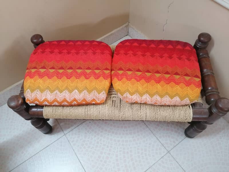Traditional sofaset 12 seats in perfect new condition 8