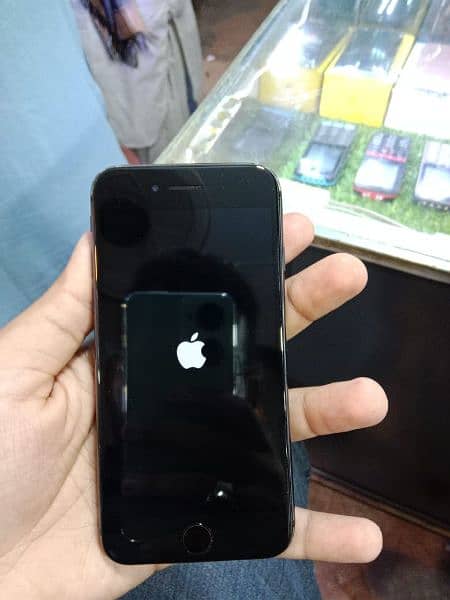 iPhone 8 pta approved 256gb 1