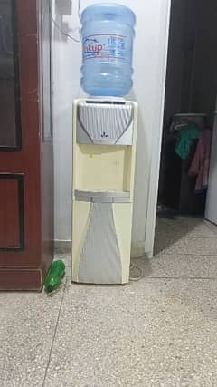 water dispenser for sale tusheba good condition 0