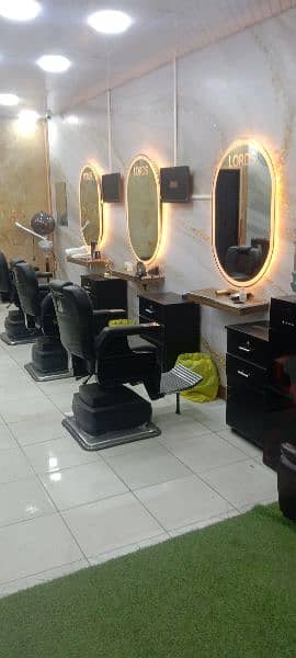 runing saloon for sale 2