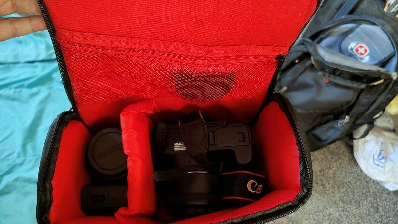 Canon EOS 250D slightly used 5