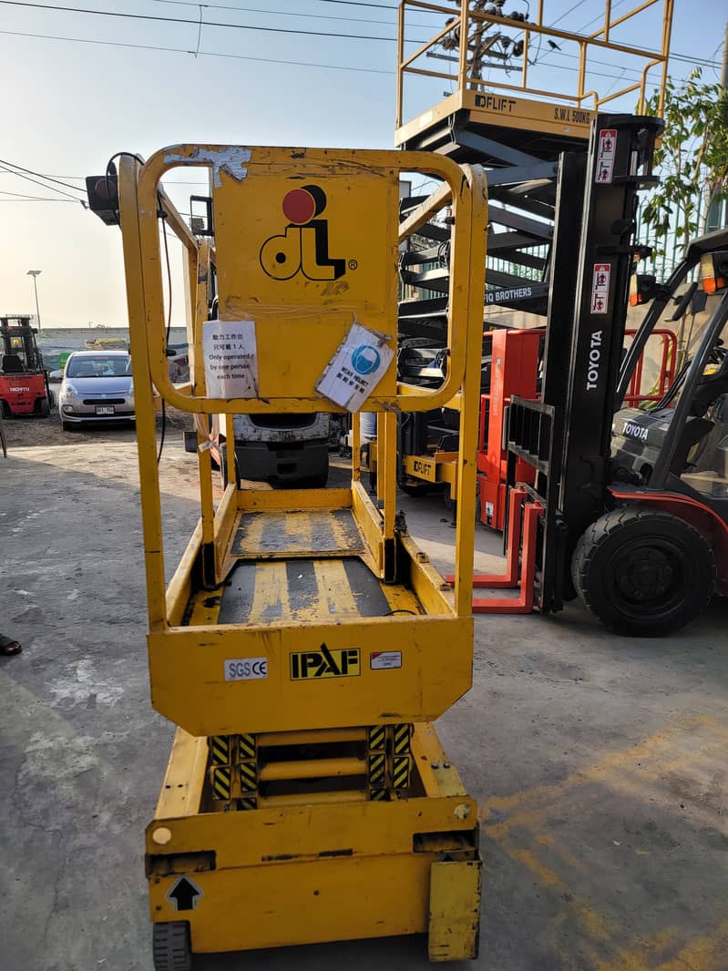 DingLi JCPT3.0-III Aerial Platform Scissor Lift Man Lift for Sale Lift 16