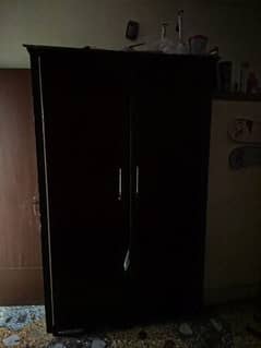 wardrobes for sale on urgent basis due to shifting