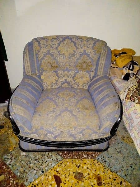 2 sofa sets for sale on urgent basis due to shifting 4