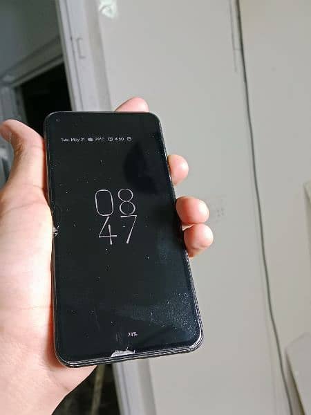 Google pixel 5/5G memory 6/128 with charger 3