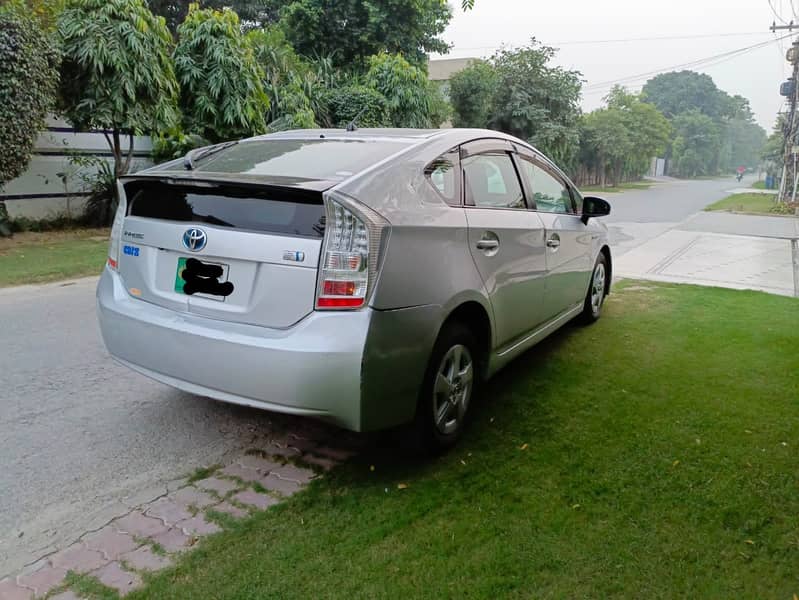 Toyota Prius S package 2011/2015 10