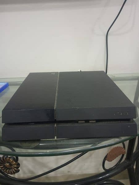 ps4 fat for sale with one controller and game 1