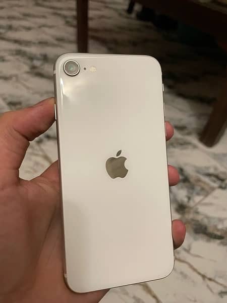 iPhone SE 2020 PTA 4