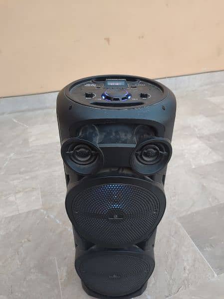 Stone Speaker 8x2 with Bluetooth and Remote 1