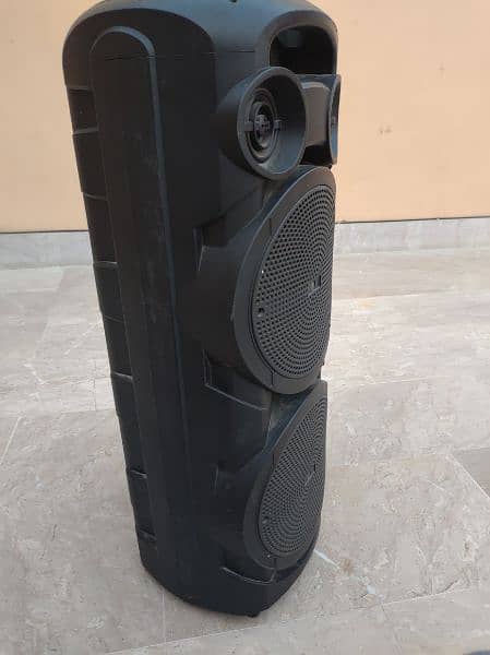 Stone Speaker 8x2 with Bluetooth and Remote 3