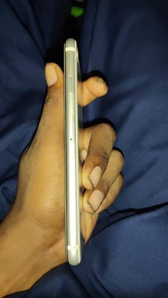 iPhone SE 2020 for sell. 64 GB non pta (Jv) 2