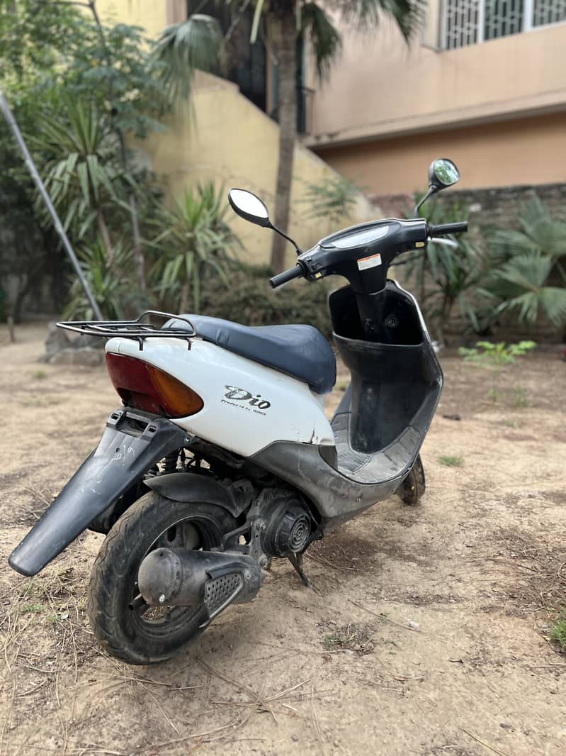 Honda Dio Scooty 50CC Best For Females And Males 2