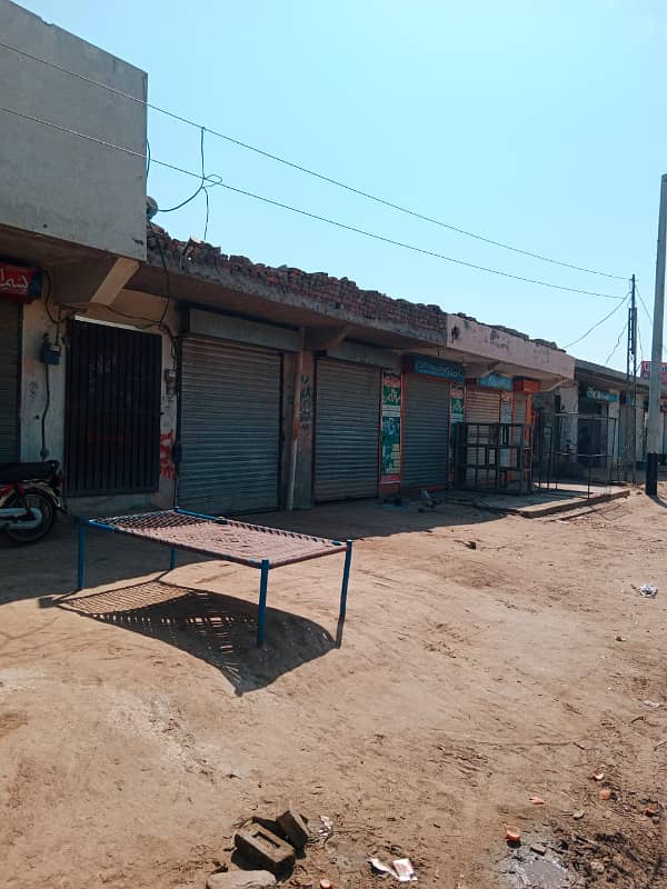 Shops for sale on Malhoo Morr Sargodha 0