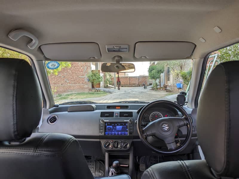 Suzuki Swift DLX 1.3 Navigation 2019 6