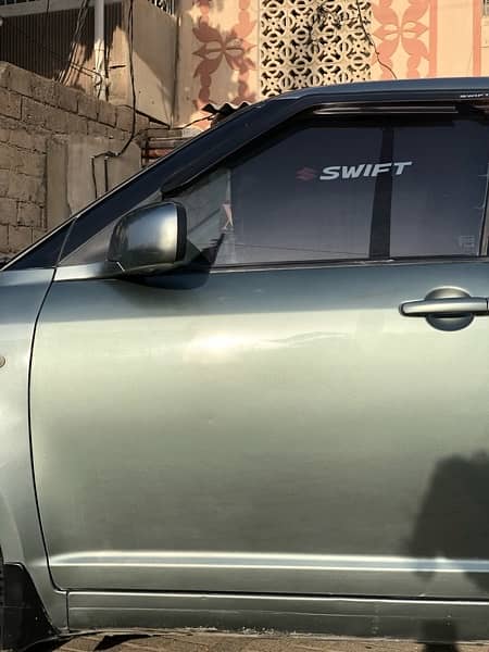 Suzuki Swift 2012 6