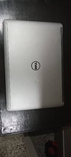 Selling my Dell laptop 4th generation i7
